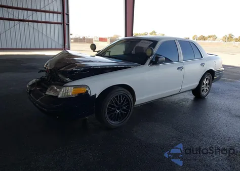 2008 Ford Crown Victoria Police/Police Interceptor z USA, uszkodzony, nr VIN 2FAHP71V58X127914